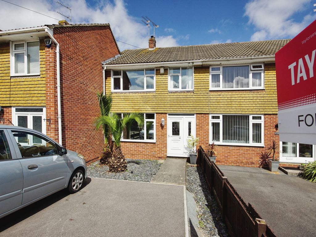 3 bed terraced house for sale in Salisbury Road, Downend, Bristol BS16, £325,000 Zoopla