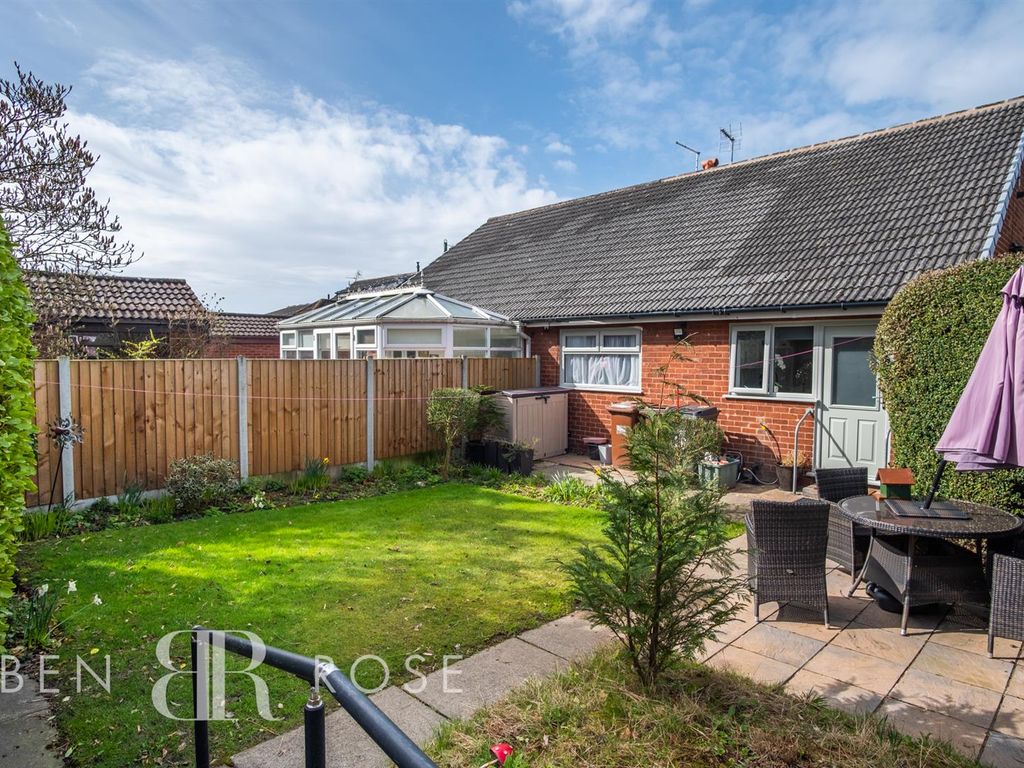3 bed semi-detached bungalow for sale in Lever House Lane, Leyland PR25 ...