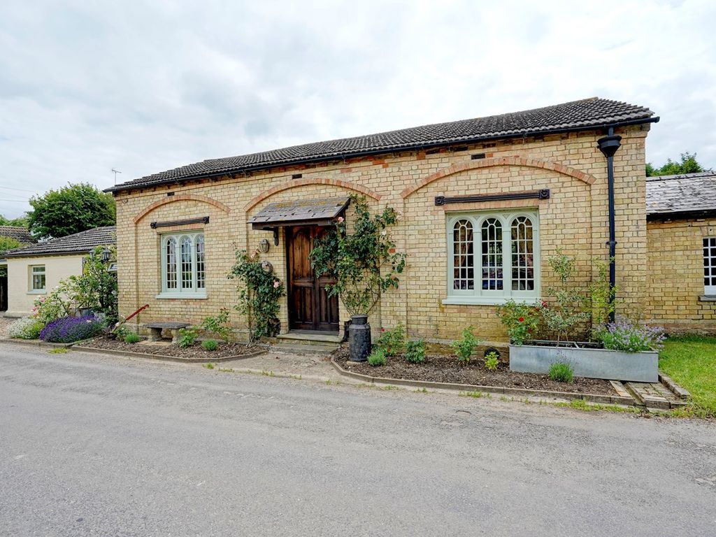 2 bed property for sale in Riseley Road, Keysoe, Bedford MK44 Zoopla