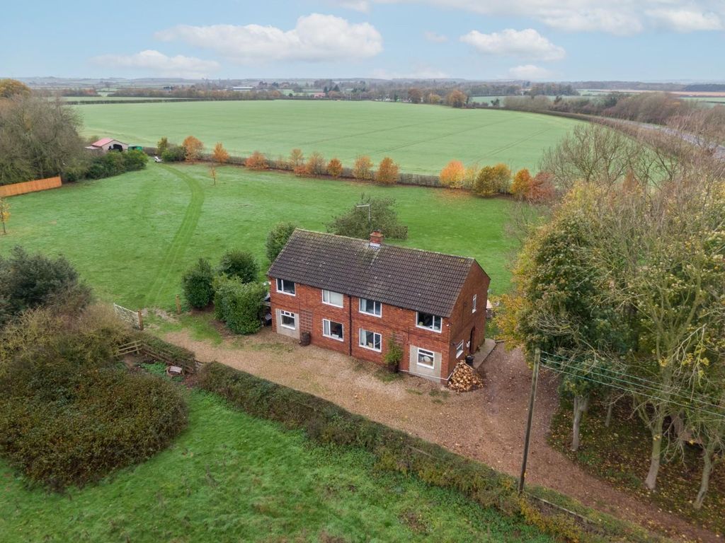 6 bed detached house for sale in Mount Pleasant Cottages, Burton