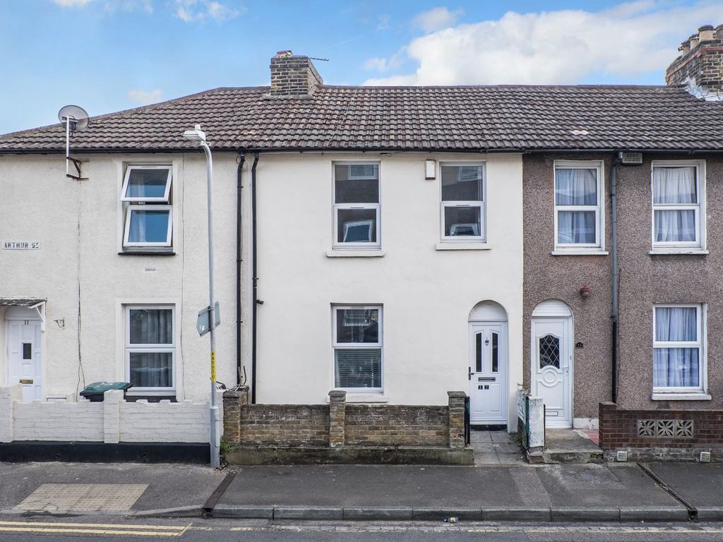 3 bed terraced house for sale in Arthur Street, Gravesend DA11 Zoopla