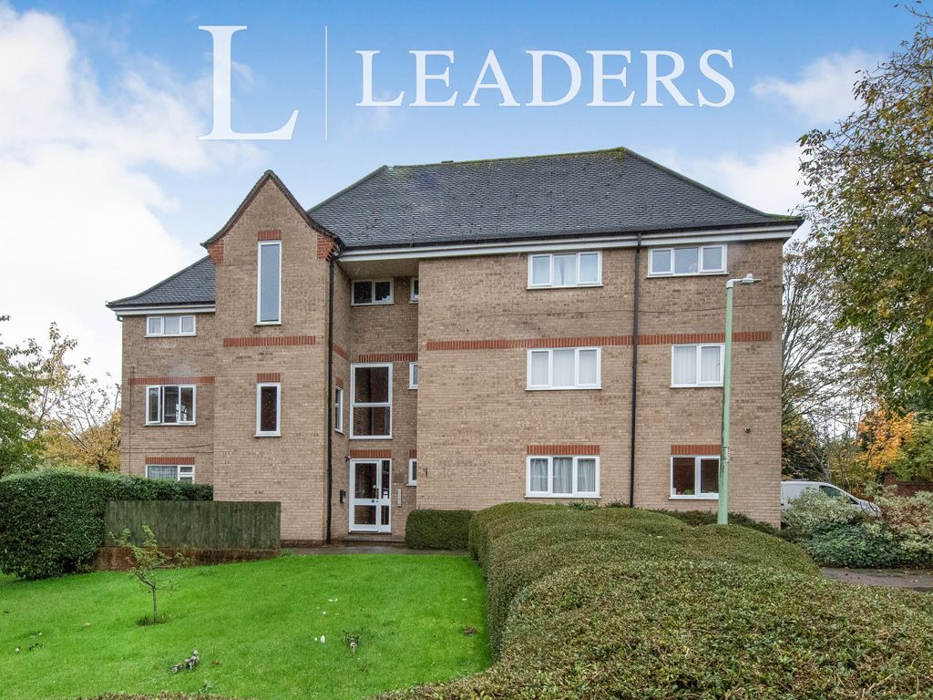 2 bed flat to rent in Trinity Mews, Bury St Edmunds IP33, £825 pcm Zoopla