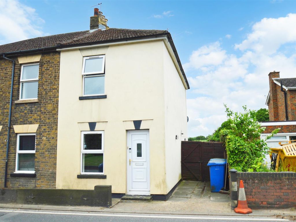 2 bed end terrace house for sale in Keycol Hill, Bobbing, Sittingbourne