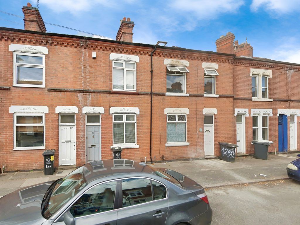 3 Bed Terraced House To Rent In Grasmere Street Leicester Le2 £1 025