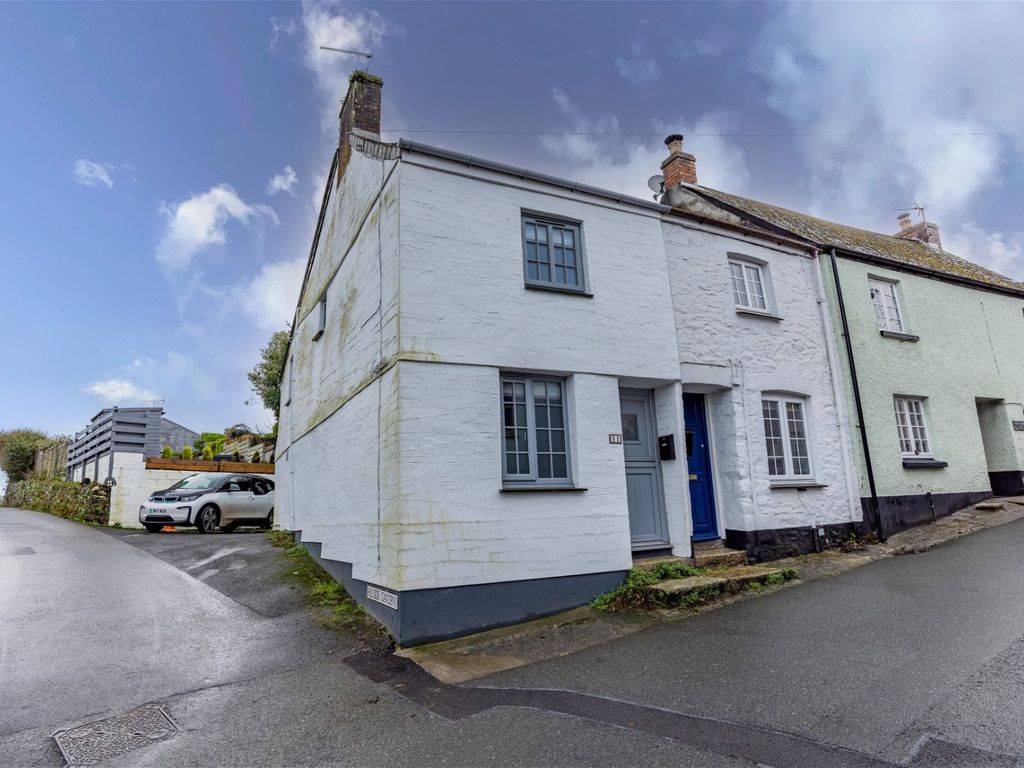 2 bed terraced house for sale in Castle Hill, Lostwithiel PL22, £