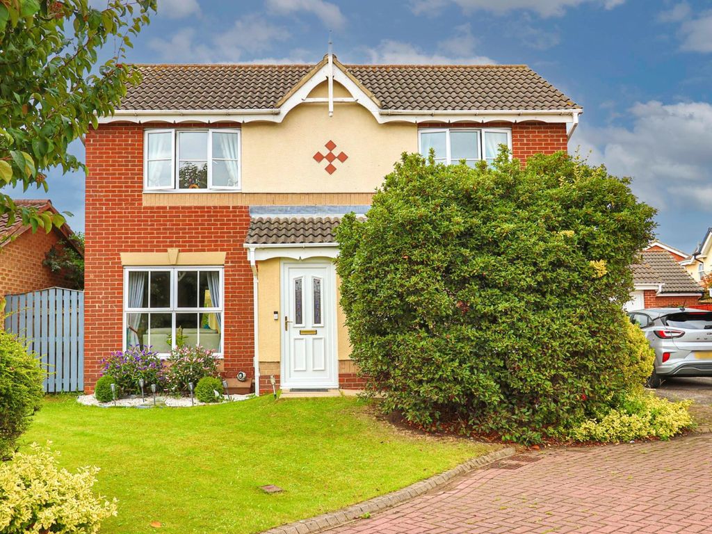 3 bed detached house for sale in Farthing Drive, Kingswood, Hull HU7 Zoopla