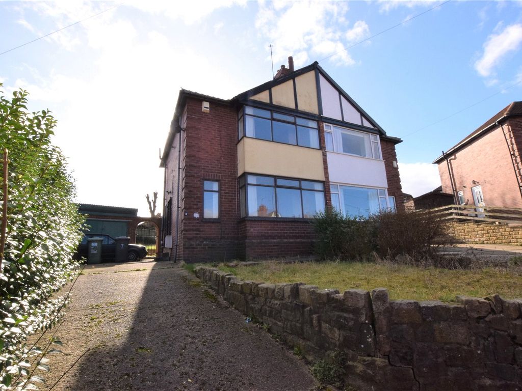 3 bed semidetached house for sale in Benson Gardens, Leeds, West