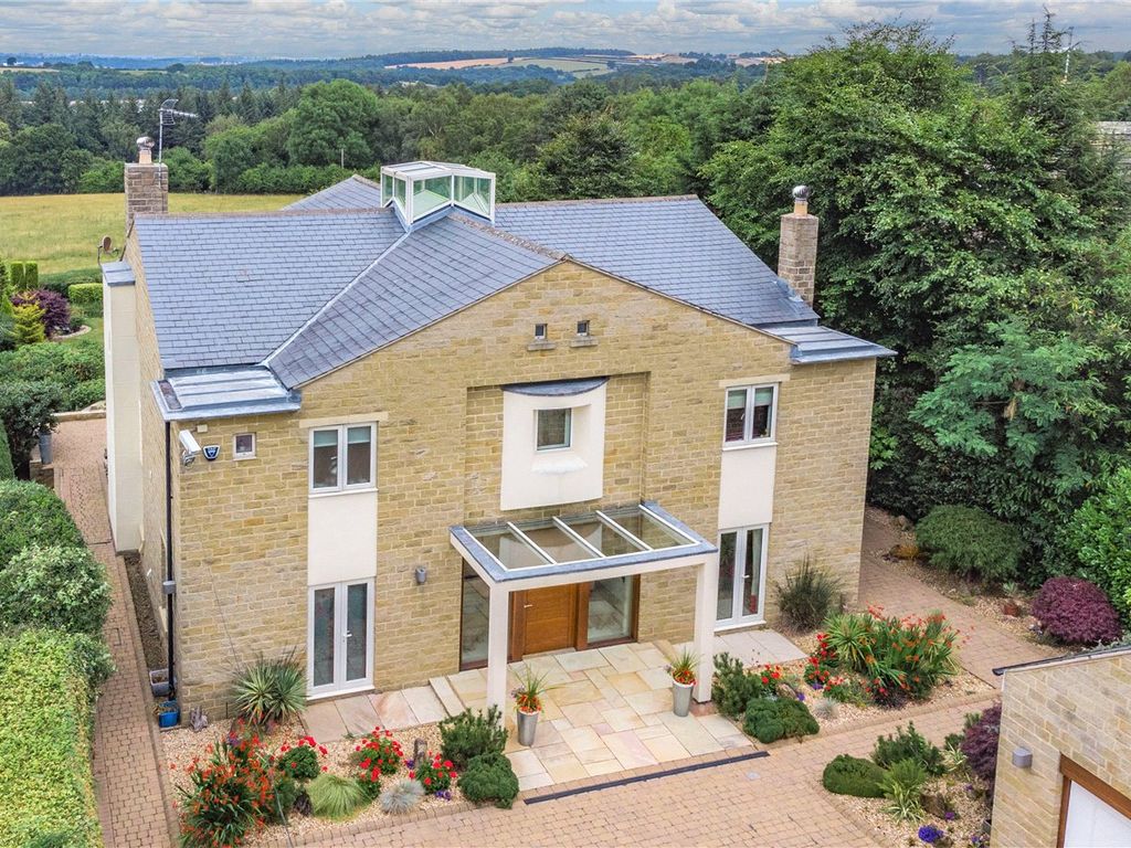 Lake View, Lakeland Drive, Alwoodley, Leeds, West Yorkshire LS17  
