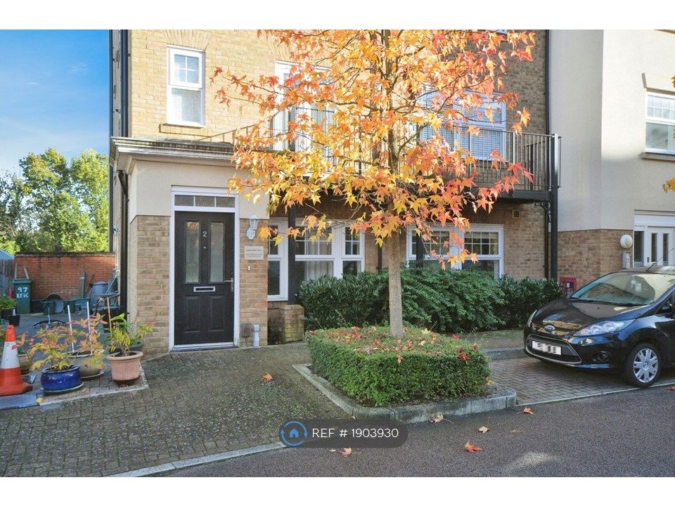 2 bed flat to rent in Knightsbridge Court, Bromley BR2, £1,750 pcm Zoopla