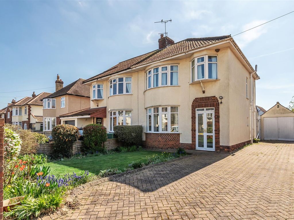 3 bed semidetached house for sale in Tamar Avenue, Taunton TA1 Zoopla