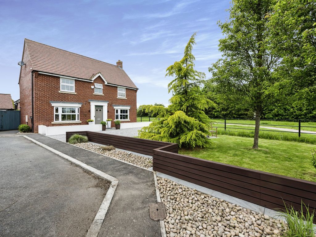 4 bed detached house for sale in Lannesbury Crescent, St. Neots PE19