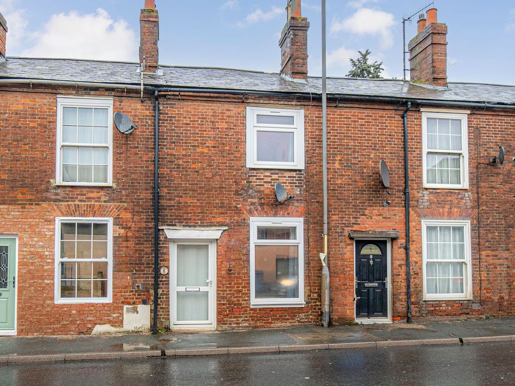 2 bed terraced house for sale in Ospringe Street, Faversham ME13, £