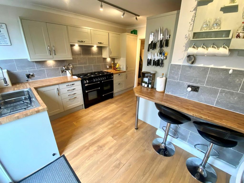 3 bed semidetached house for sale in The Croft, Filey YO14 Zoopla