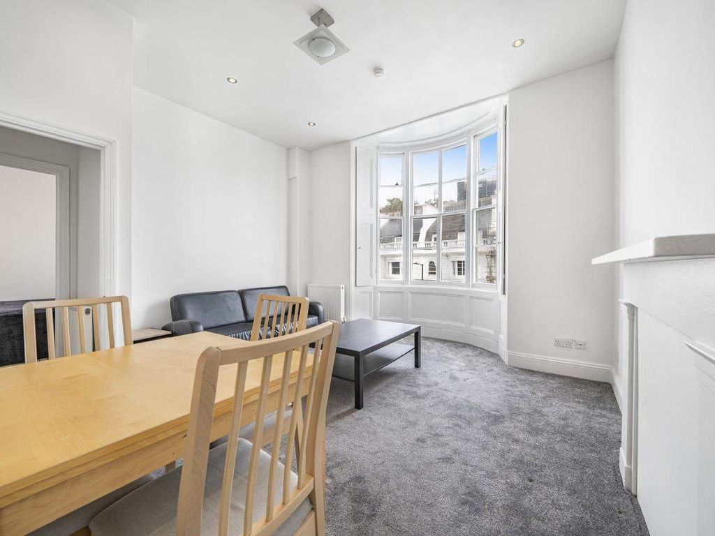 2 bed flat for sale in Gloucester Terrace, London W2, £775,000 Zoopla