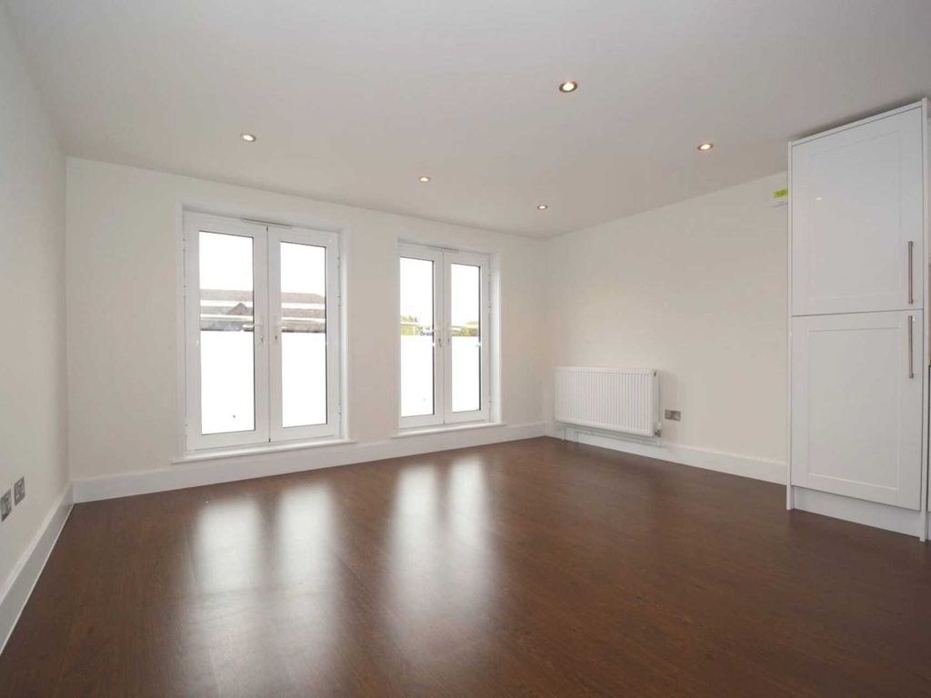 1 bed flat to rent in High Street, High EN5 Zoopla
