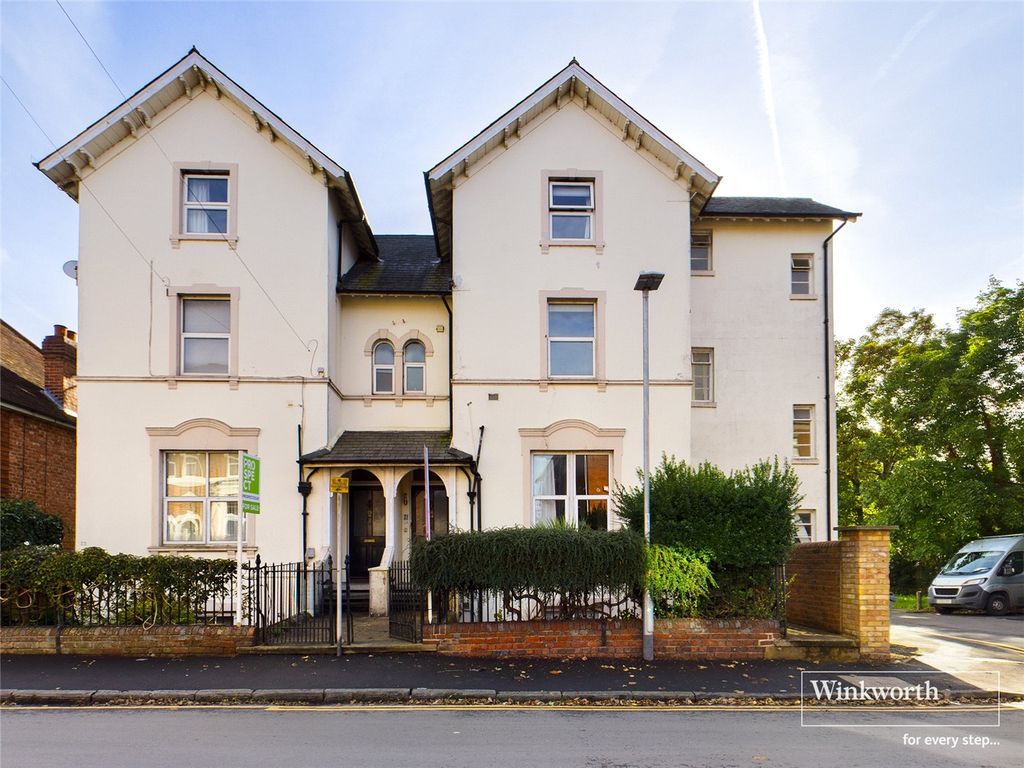 2 bed flat for sale in Milman Road, Reading, Berkshire RG2 Zoopla