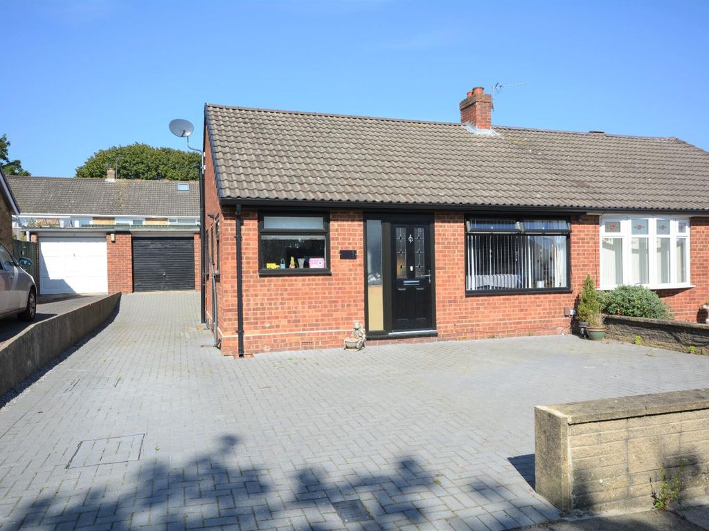 2 bed semidetached bungalow for sale in Essex Way, Darlington DL1, £