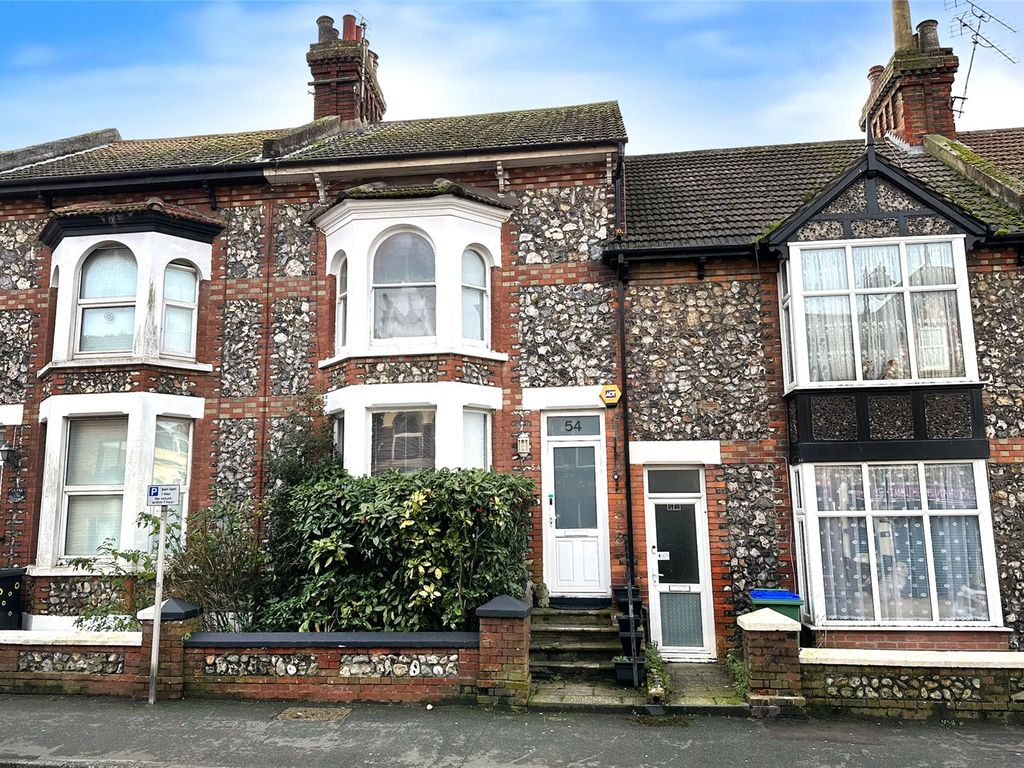 4 bed terraced house for sale in New Road, Littlehampton, West Sussex BN17, £395,000 Zoopla