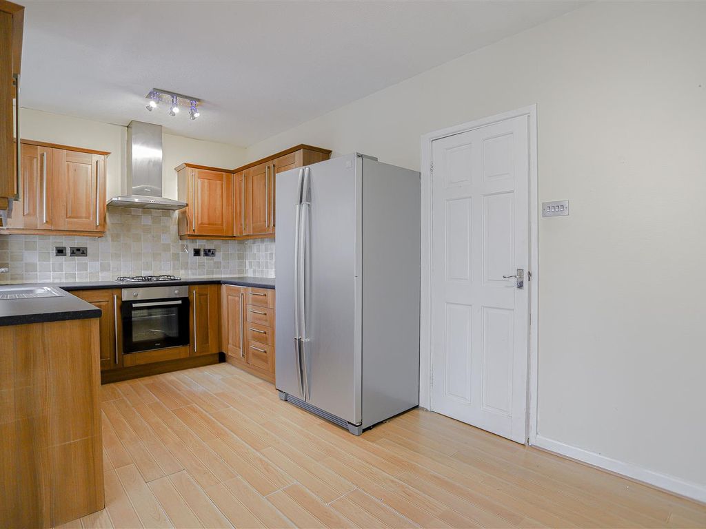 3 bed semidetached house for sale in Shore Avenue, Briercliffe