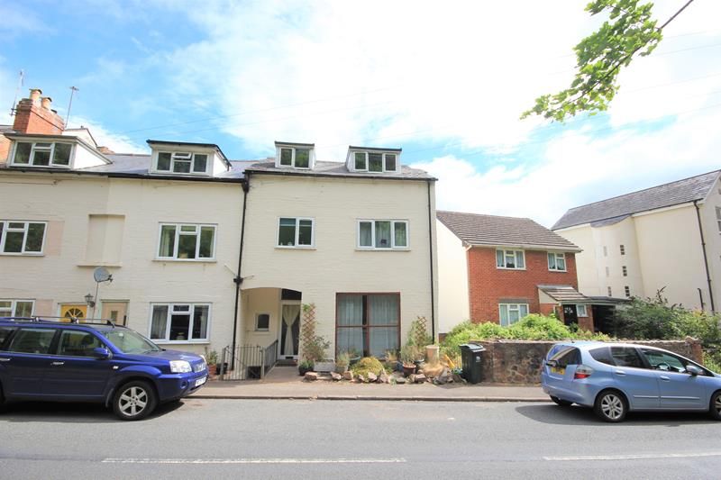 5 bed end terrace house for sale in 16 West Malvern Road, Malvern