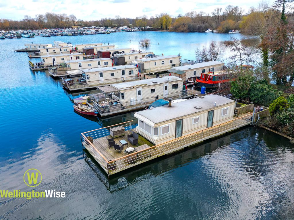 1 bed houseboat for sale in Banks End, Wyton, Huntingdon PE28 Zoopla