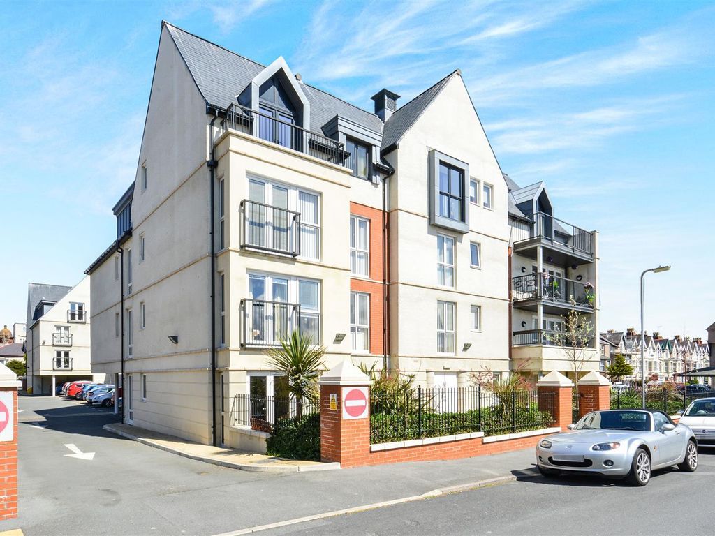 Cwrt Gloddaeth, Gloddaeth Street, Llandudno LL30