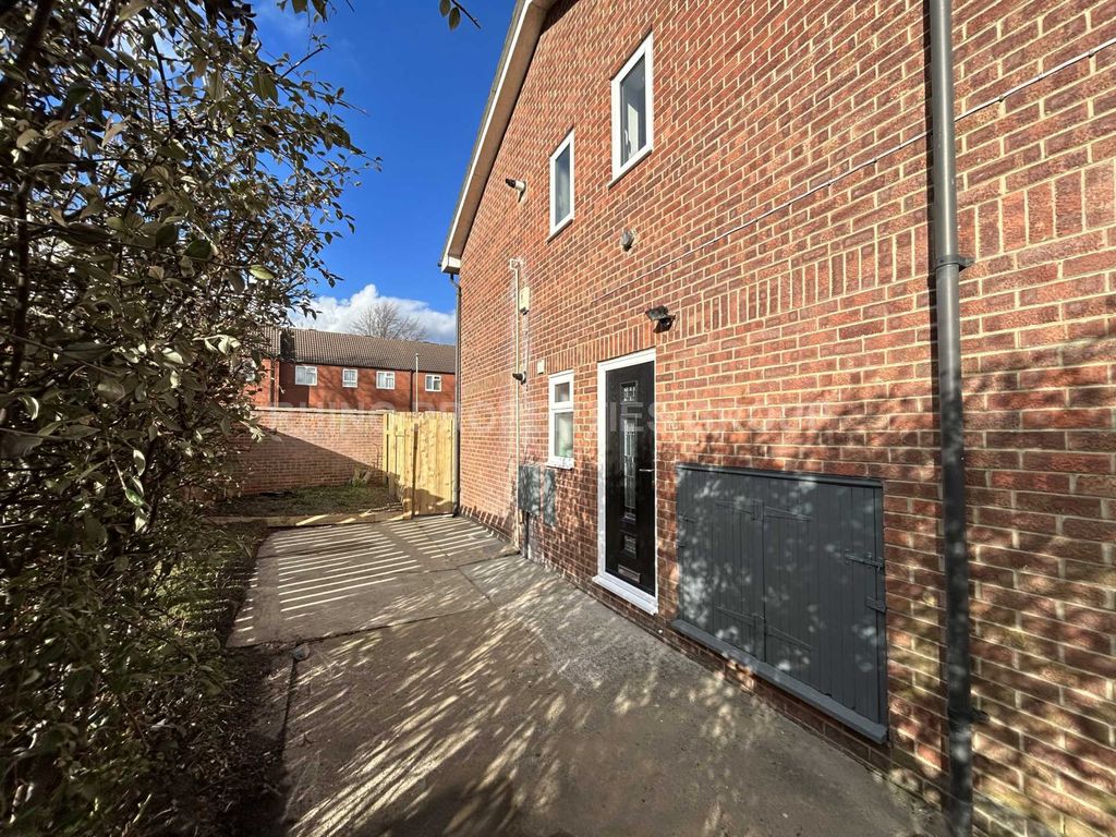 1 bed flat for sale in Thomas Court, Darlington DL1 Zoopla