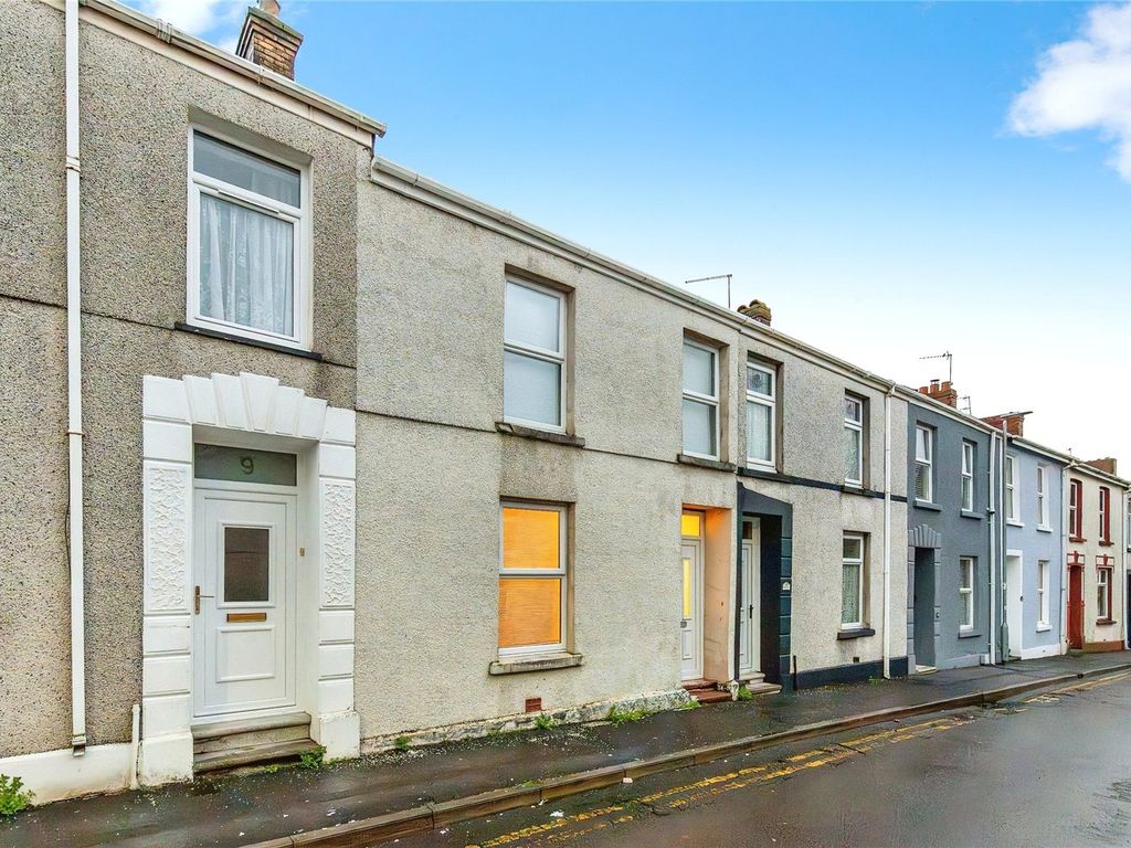 3 bed terraced house for sale in Pottery Place, Llanelli