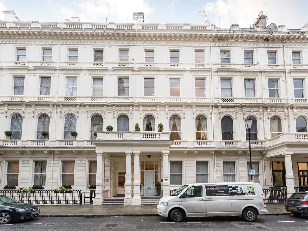 Block of flats for sale in Lancaster Gate, Lancaster Gate, Hyde Park