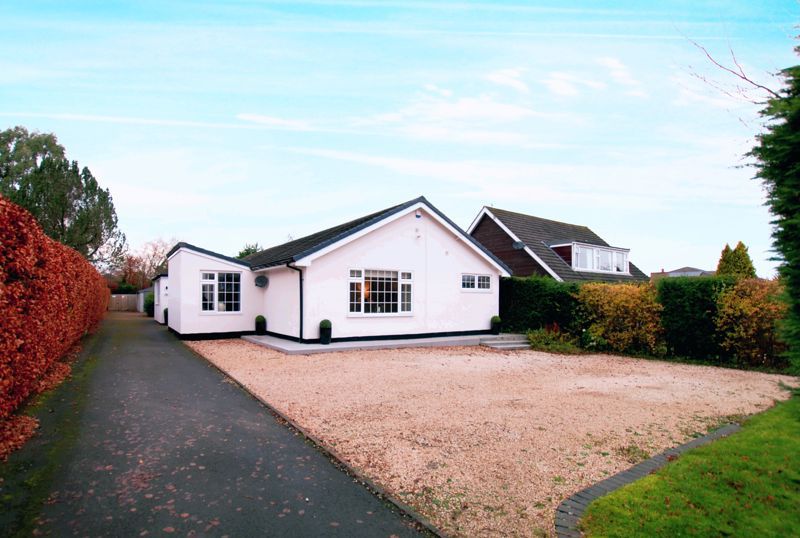 4 bed bungalow for sale in The Rise, Ponteland, Newcastle Upon Tyne