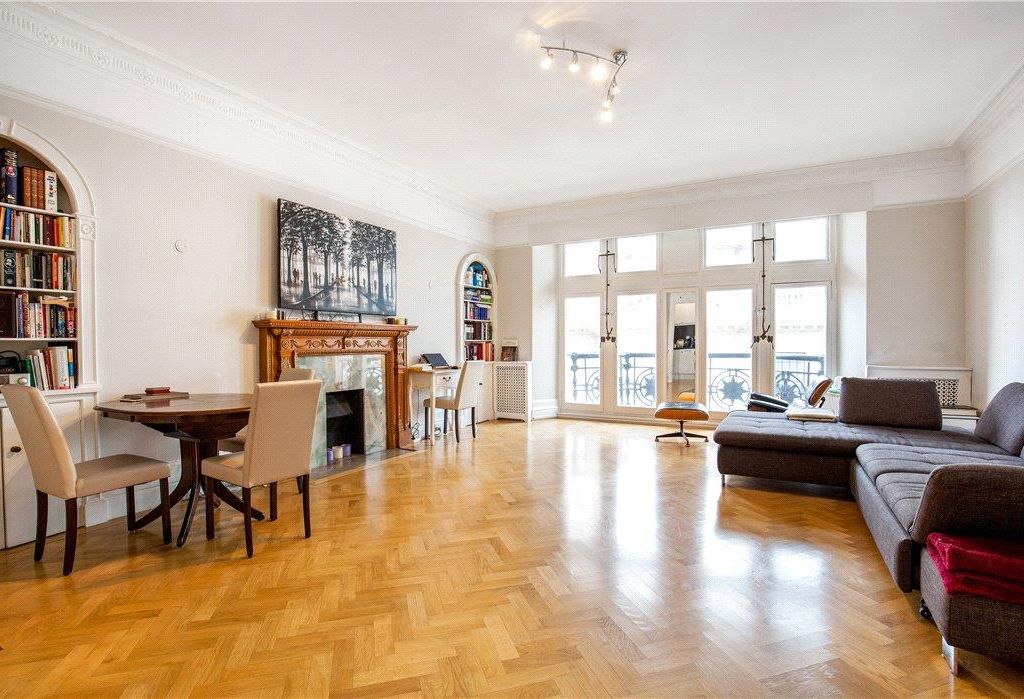 2 bed flat for sale in Whitehall Court, London SW1A - Zoopla
