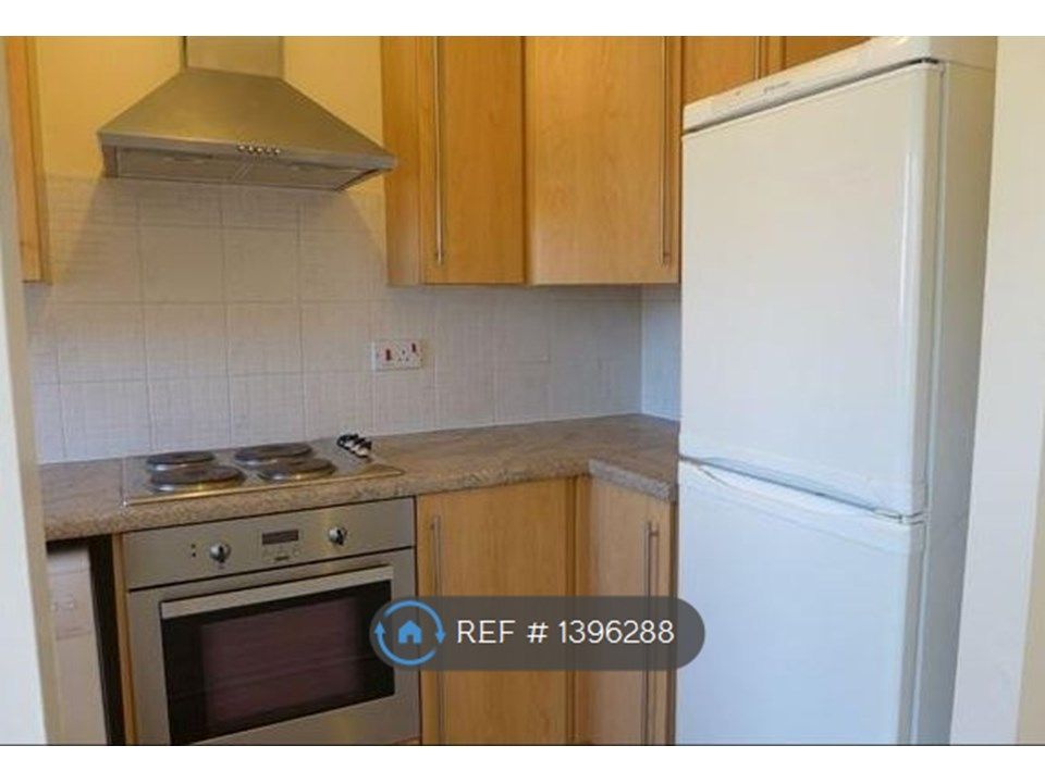 2 bed flat to rent in Kingfisher Drive, Catterick Garrison DL9 Zoopla