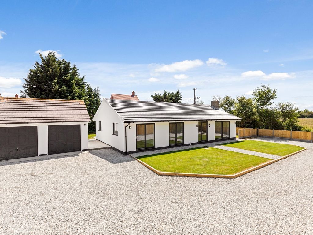 4 bed detached bungalow for sale in Singledge Lane, Whitfield, Dover