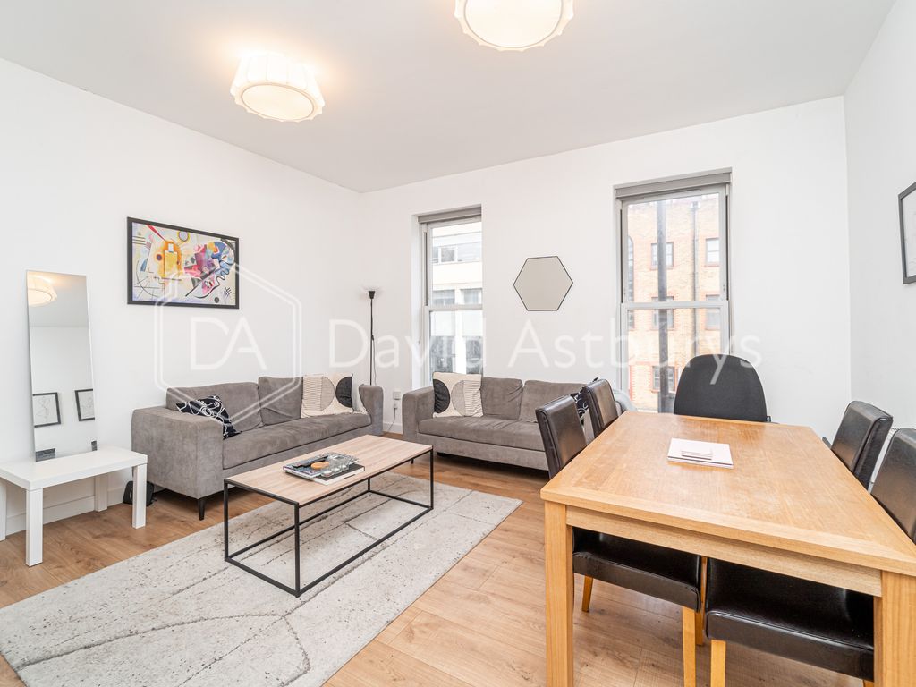 3 bed flat for sale in Holloway Road, Highbury And Islington, London N7 Zoopla