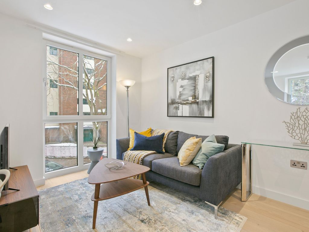 Keskidee, Gifford Street, London N1  