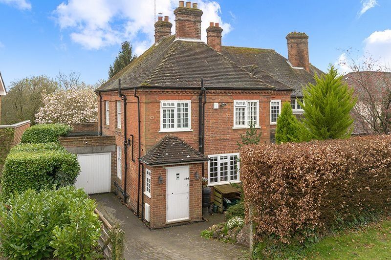 3 bed semidetached house for sale in Oast Road, Oxted RH8, £900,000
