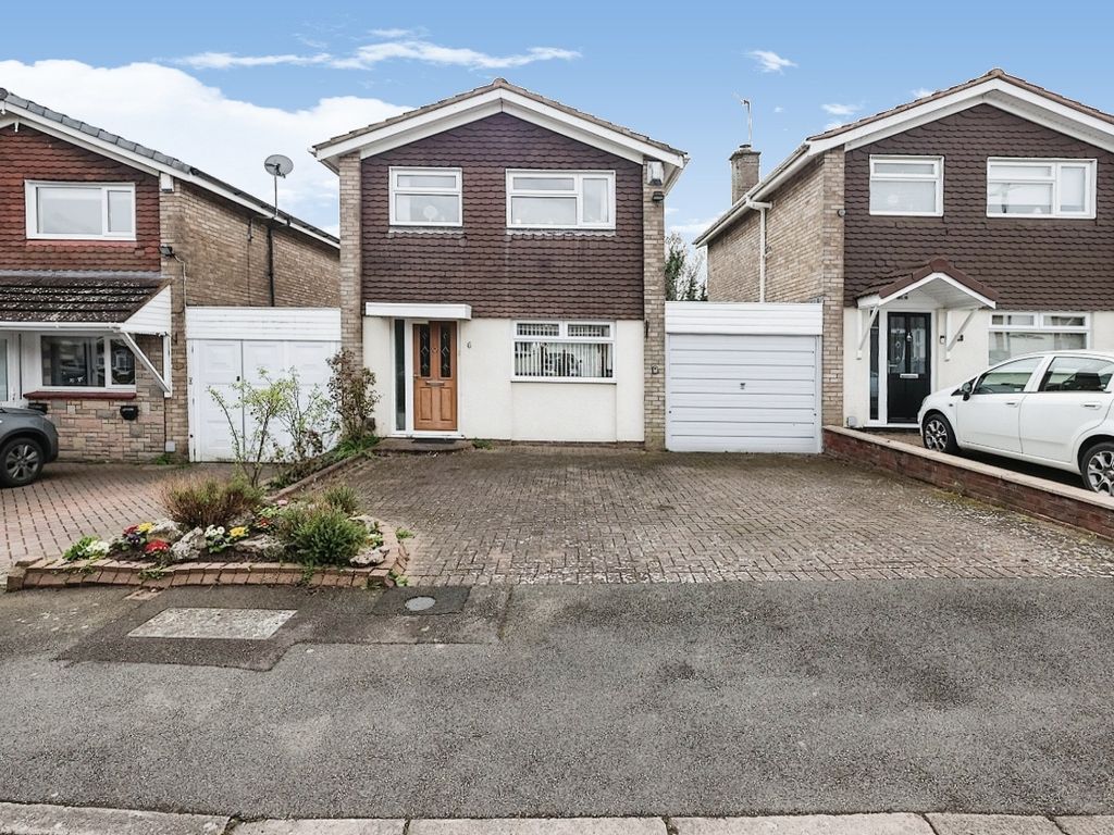 3 bed linkdetached house for sale in Beech Hurst, Birmingham, West