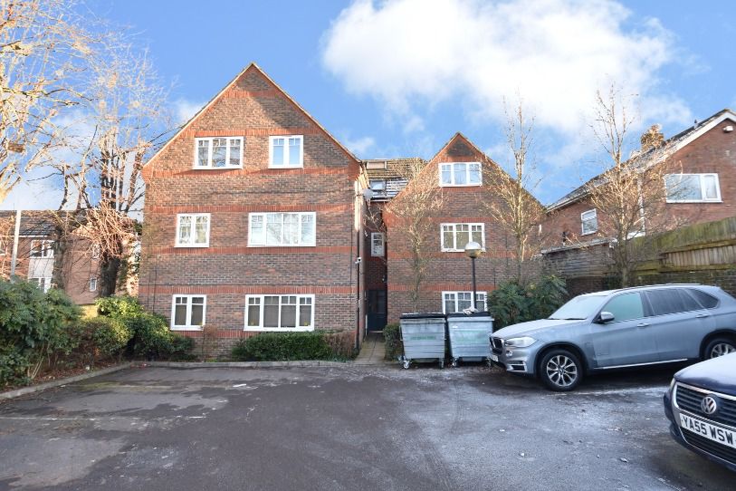 2 bed flat for sale in Farley Hill, Luton, Bedfordshire LU1 Zoopla