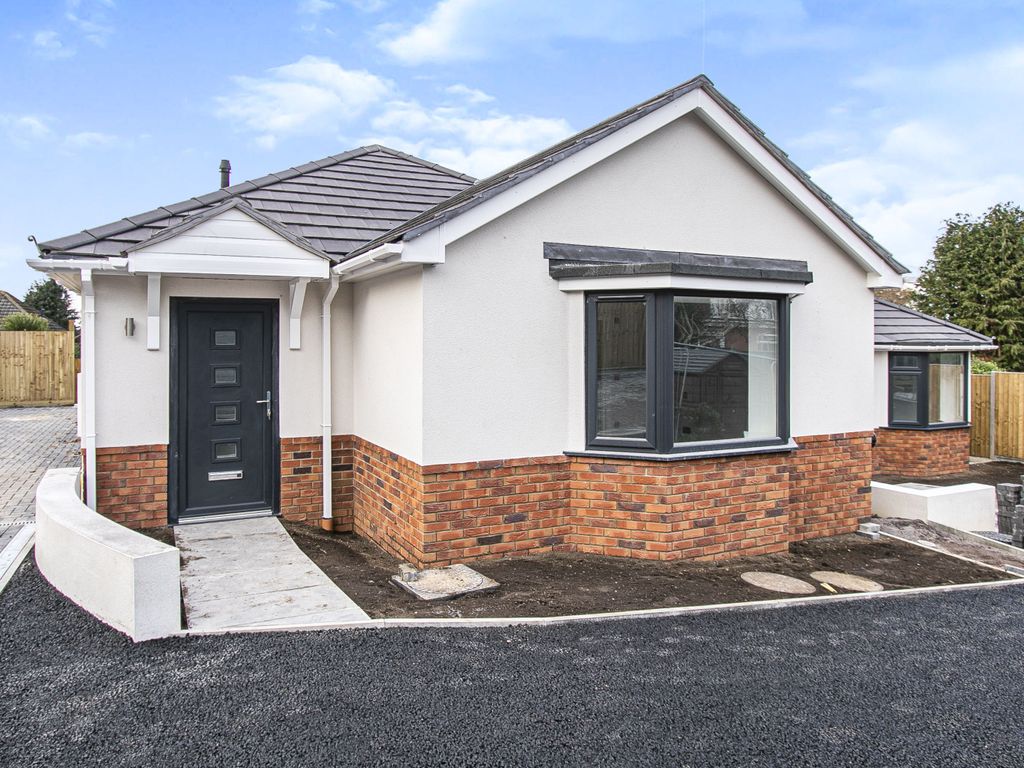 Ferncroft Road, Bournemouth BH10