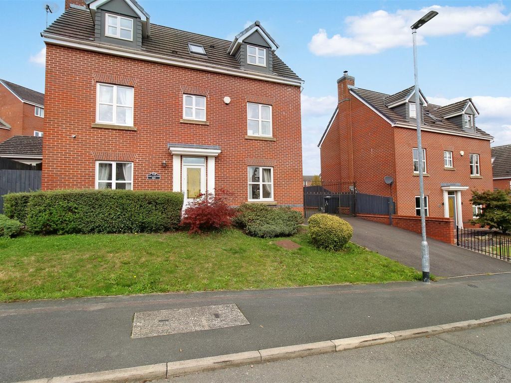 5 bed detached house for sale in Chillington Way, Norton, StokeOn