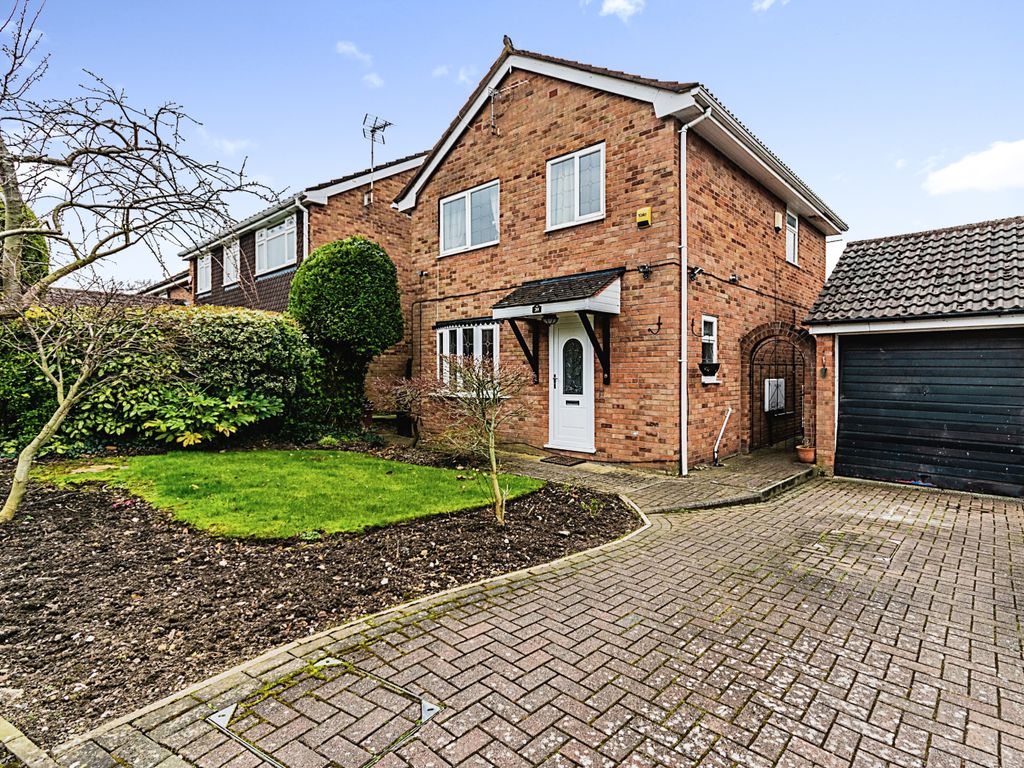 3 bed detached house for sale in Grassholme Drive, Offerton, Stockport