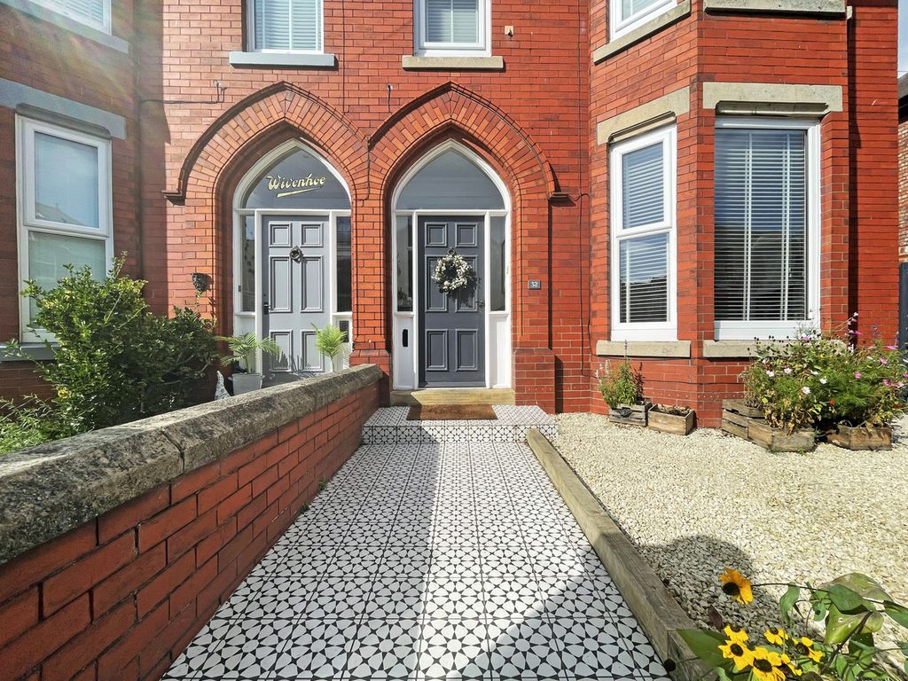 4 bed semidetached house for sale in Tunstall Avenue, Hartlepool TS26
