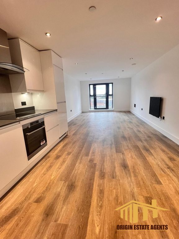 10 Lombard Street, Birmingham B12  