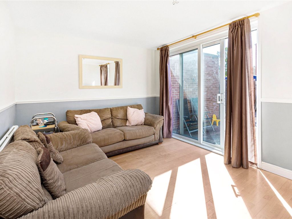 Ainslie Walk London SW12