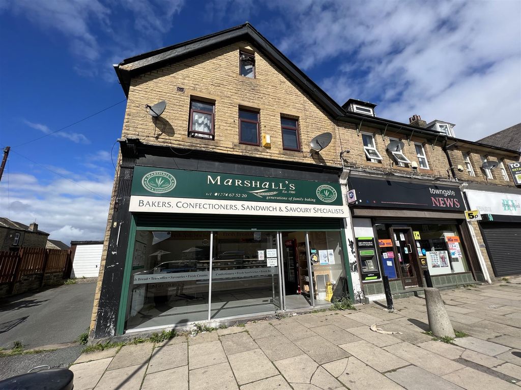 Restaurant/cafe for sale in Cafe & Sandwich Bars BD12, Wyke, West