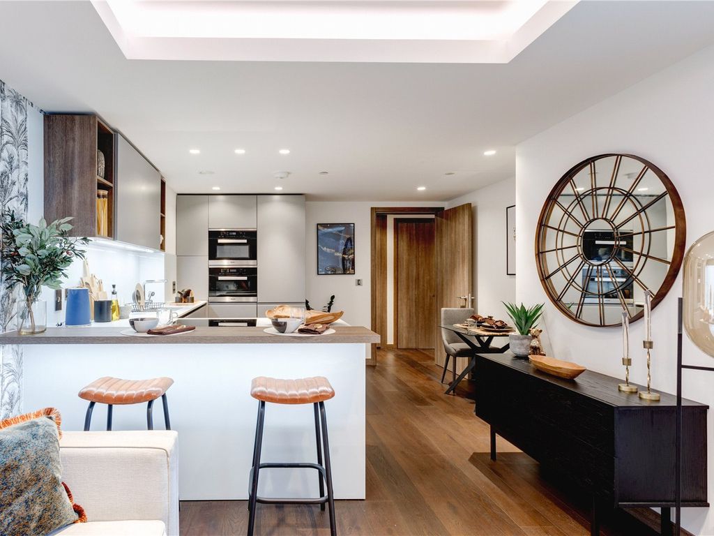 Paddington Gardens, 1 North Wharf Road, London W2  