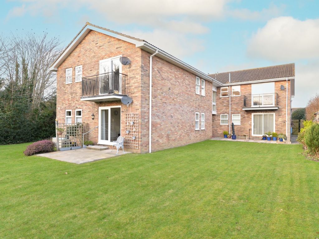 2 bed flat for sale in The Dormers, 97 Lymington Road, New Milton BH25