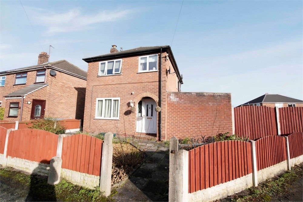 3 bed detached house for sale in Greenlea Close, Whitby, Ellesmere Port