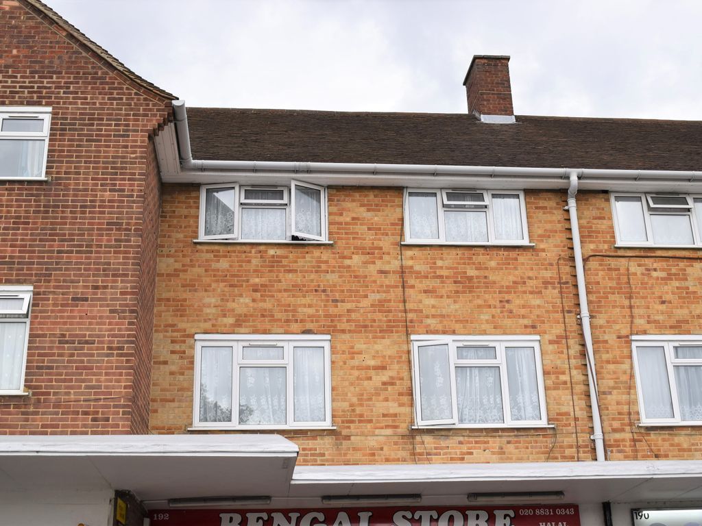 3 bed flat to rent in Uxbridge Road, Feltham, Middlesex TW13 Zoopla