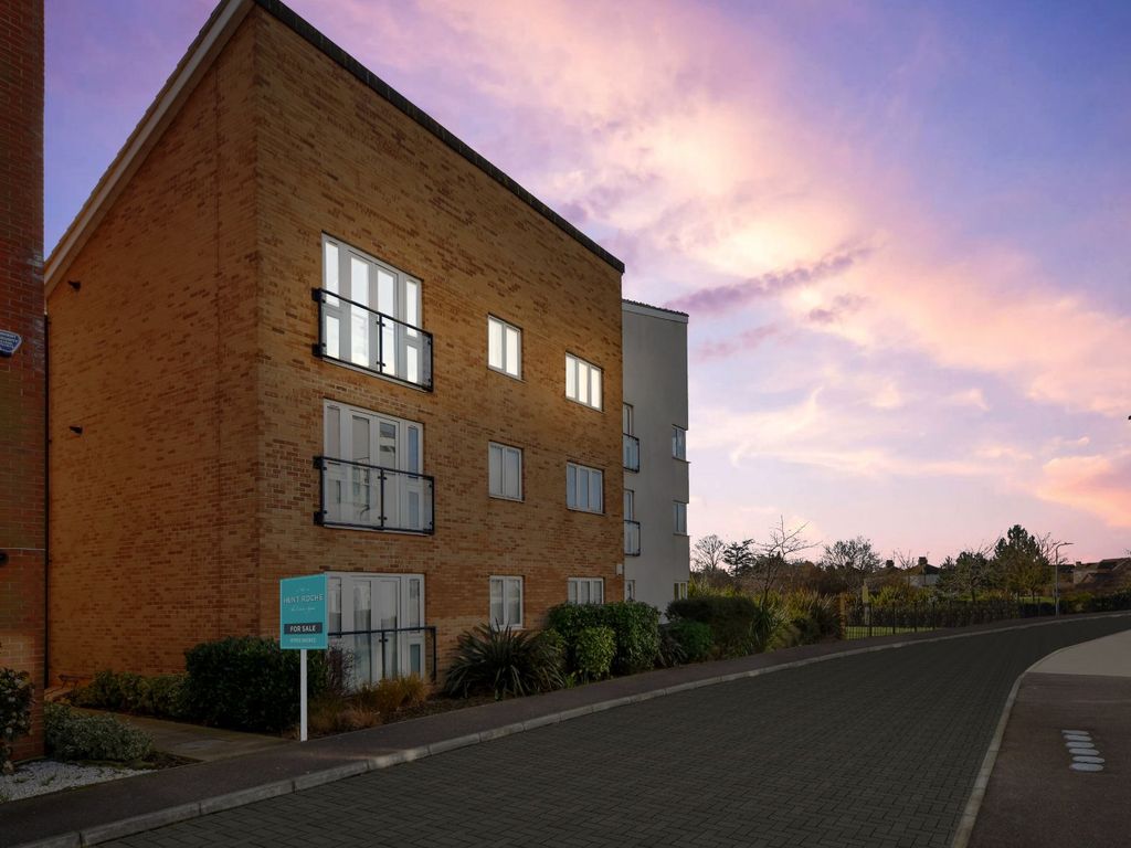 2 bed flat for sale in Military Close, Shoeburyness, Essex SS3, £